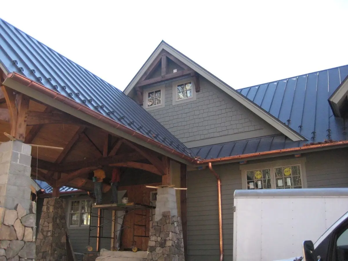 Craftsman Roofing team delivering quality roofing work in Tea